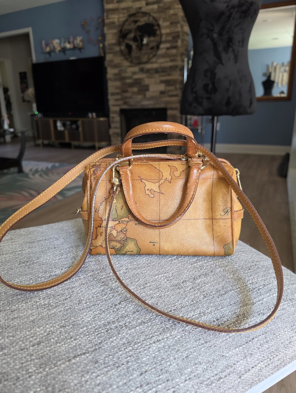 Authentic Alviero Martini Crossbody Satchel - Women